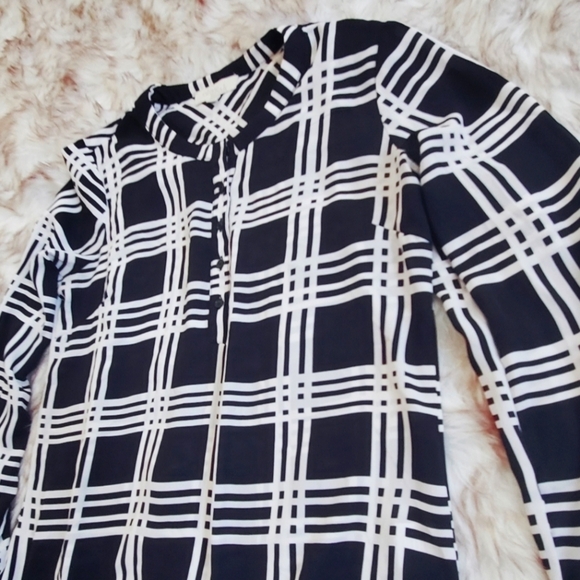 Checkered Crepe Chiffon Longsleeve Top 🌴 - Picture 3 of 9
